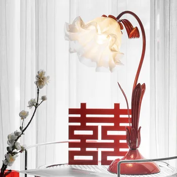 Свадебная настольная лампа Прикроватная лампа для свадебной комнаты Цветочный Длинный светильник для невесты Светильник для свадебного приданого Свадебный подарок Красный Светильник для свадьбы